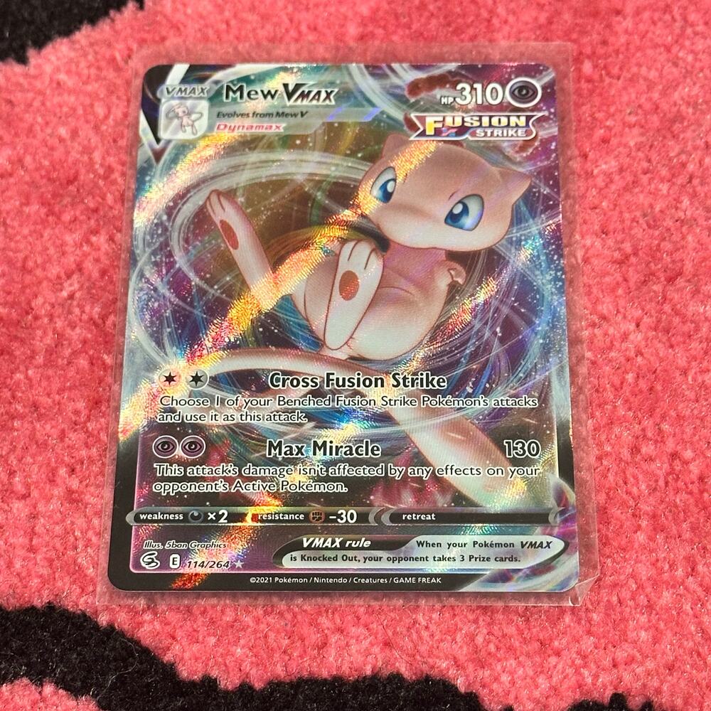 Mew VMAX #114 – Pokémon Fusion Strike – As Pictured